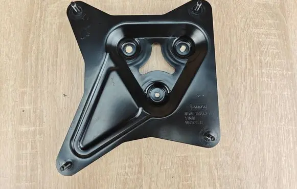Volkswagen Amarok II Steering wheel column trim N1WJ18D567AB