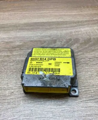 Mitsubishi Space Star Airbag control unit/module 0285001375 MR587814DPD