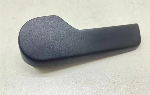 Volkswagen PASSAT B6 Engine bonnet (hood) release handle 1J1823533C