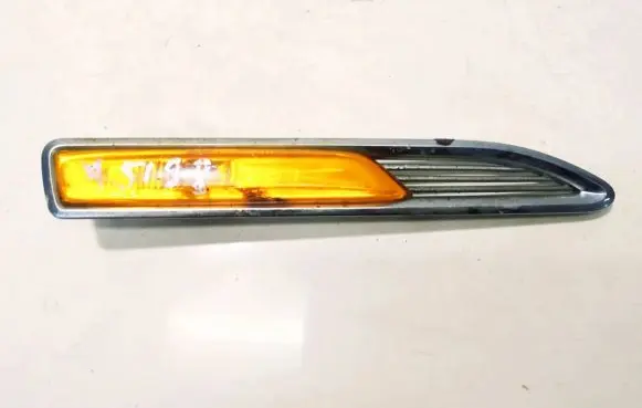 Ford Mondeo MK IV Front fender indicator light 7s7113k354bf 7s71-13k354-bf