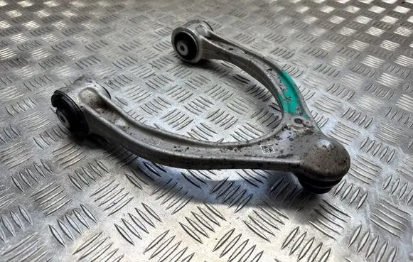 Mercedes-Benz C AMG W205 Front upper control arm/wishbone A2053332500
