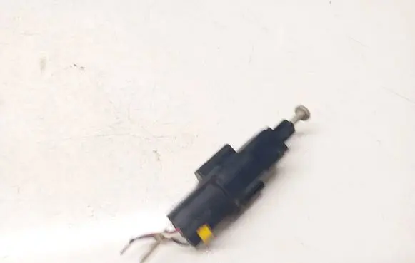 Opel Zafira A Brake pedal sensor switch 09132299