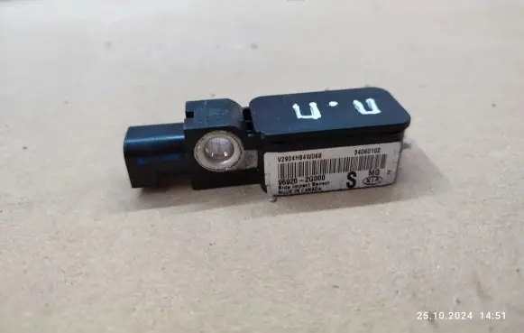 KIA Magentis Airbag deployment crash/impact sensor 959202G000