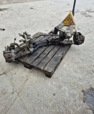 Volkswagen Transporter - Caravelle T4 Front subframe 
