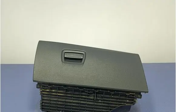 BMW 5 F10 F11 Glove box 9166683