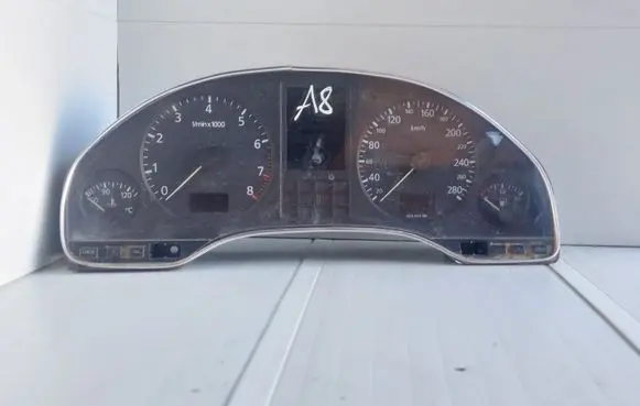 Audi A8 S8 D3 4E Speedometer (instrument cluster) 4D0919033F