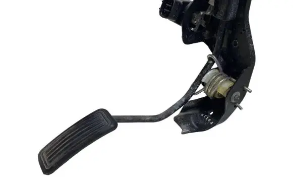 Toyota Avensis T250 Accelerator throttle pedal 7811135030