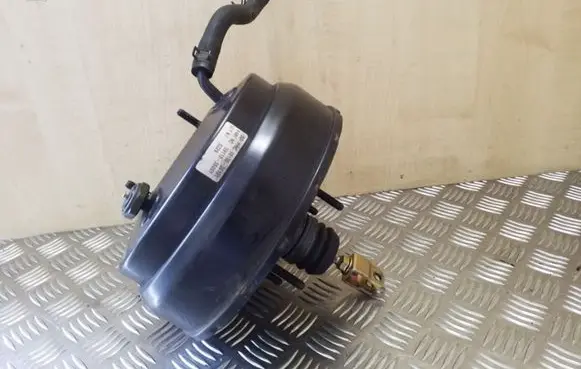 KIA Sorento Brake booster 591003E101 591103E001