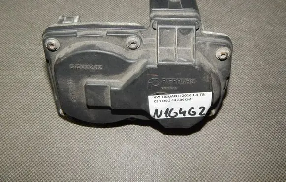 Volkswagen Tiguan Intake manifold valve actuator/motor 51500202