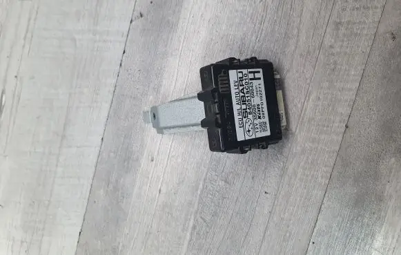 Subaru Forester SH Light module LCM 84051SC010 3560060043 08FFQ102271