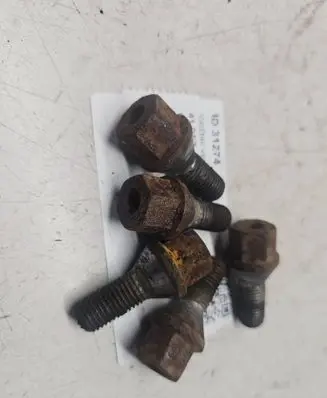 Opel Astra H Nuts/bolts 1234