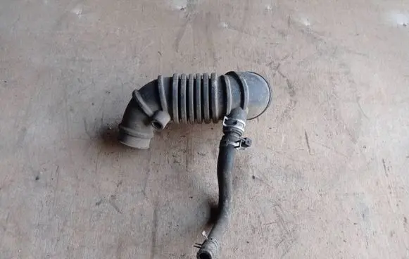 Mitsubishi L200 Intercooler hose/pipe 1505A237