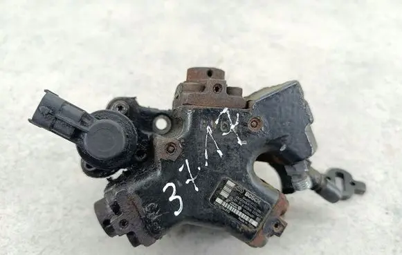 Lancia Musa Fuel injection high pressure pump