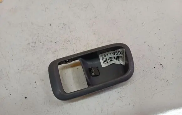 Toyota Previa (XR30, XR40) II Other interior part 6927822050 69278-22050