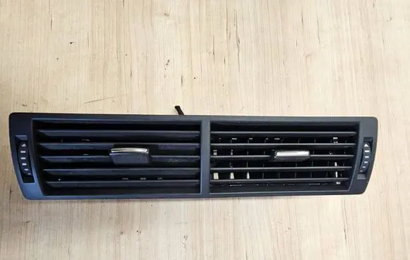 Audi A4 S4 B6 8E 8H Dash center air vent grill 8E0820951H 1514634