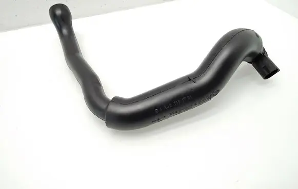 Mercedes-Benz E W211 Breather hose/pipe A6460161781