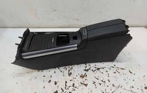 Mercedes-Benz EQA Center console 