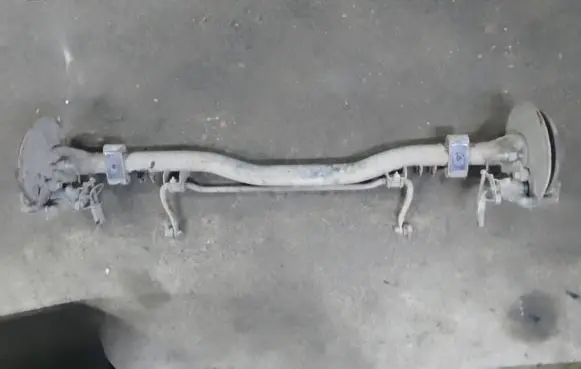 Volkswagen Caddy Rear axle beam 