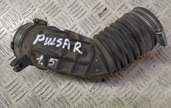 Nissan Pulsar Air intake hose/pipe 