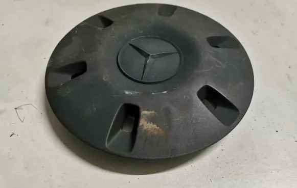 Mercedes-Benz Sprinter W906 R16 wheel hub/cap/trim A9064010025
