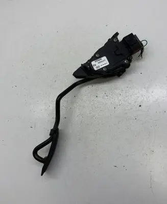 Nissan Primera Accelerator throttle pedal 18002AU410 6PV00862001