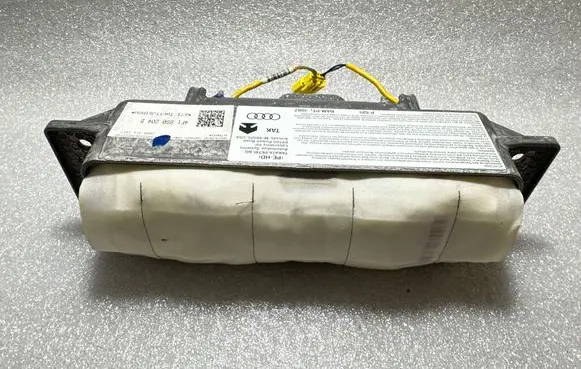 Audi A6 S6 C6 4F Passenger airbag 4F1880204D
