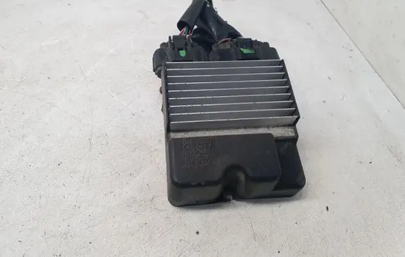 Toyota Avensis T250 Fuel injection control unit/module 8987120040 1310001140