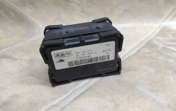 Volvo S40 ESP acceleration yaw rate sensor 10170103533 C176E05MB5