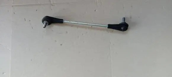 BMW X2 F39 Front anti-roll bar/stabilizer link 6862864