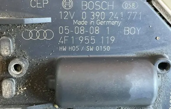 Audi A6 S6 C6 4F Front wiper linkage and motor 4F1955023B 3397020778