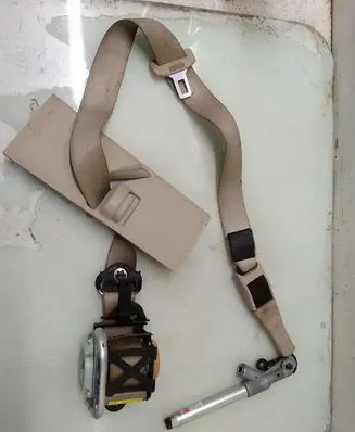 Opel Insignia A Front seatbelt 