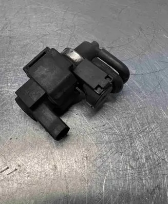 Audi A6 S6 C6 4F Turbo solenoid valve 059906628a