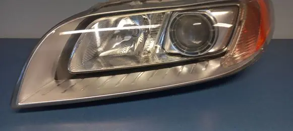 Volvo XC70 Headlight/headlamp 31214168 6336100000