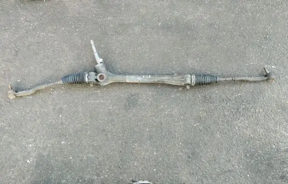 Toyota Auris 150 Steering rack F800000921B