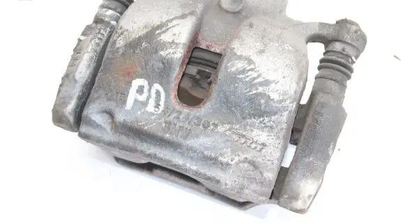 BMW 1 F40 Front brake caliper