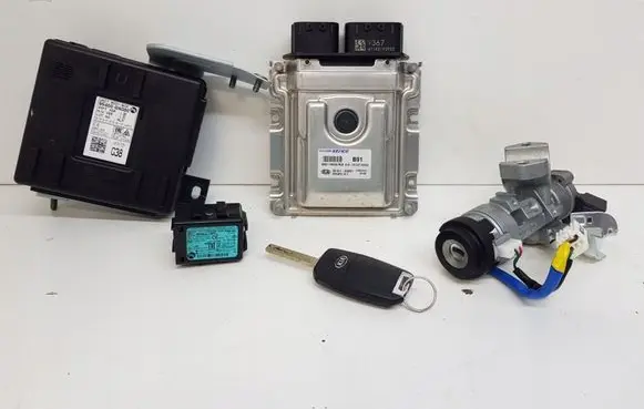 KIA Picanto Engine ECU kit and lock set 39107-03291