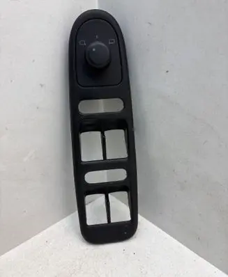Seat Leon (1M) Front door window switch trim 002867 1M1959565G 1M00163B