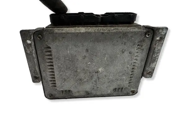 Alfa Romeo 147 Engine control unit/module 55189421 1039S03870 0281011488