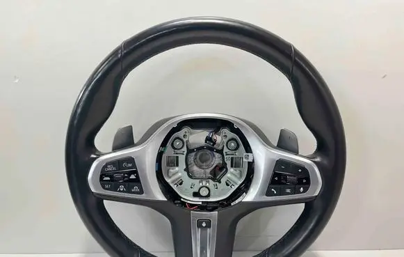 BMW 4 G22 G23 G24 G26 Steering wheel 8746693 5B6CD51