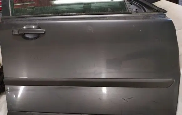 Volvo V50 Front door