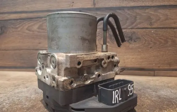 Mazda 6 ABS Pump GAM7437A0 1338004450 K0089