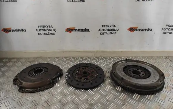 BMW 5 E39 Clutch set kit 21211223678 02804