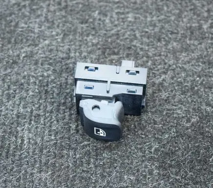 BMW 5 G30 G31 Electric window control switch 9327031