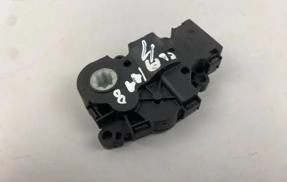 Mercedes-Benz CLA C118 X118 Air flap motor/actuator EGP0088