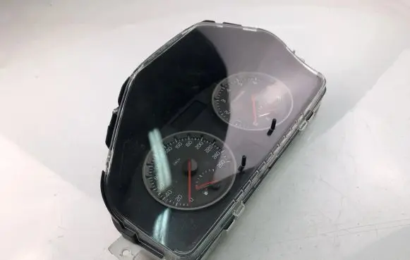 Volvo S40 Speedometer (instrument cluster) 30728642