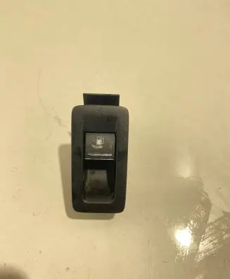 Volkswagen Touran I Fuel tank opening switch 1T0959823