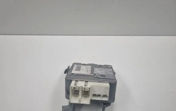 Toyota Yaris Steering rack control module 896500D120 2B98B3101
