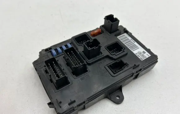 Peugeot 407 Fuse module 9656148180 BSCA0400 S120017001H