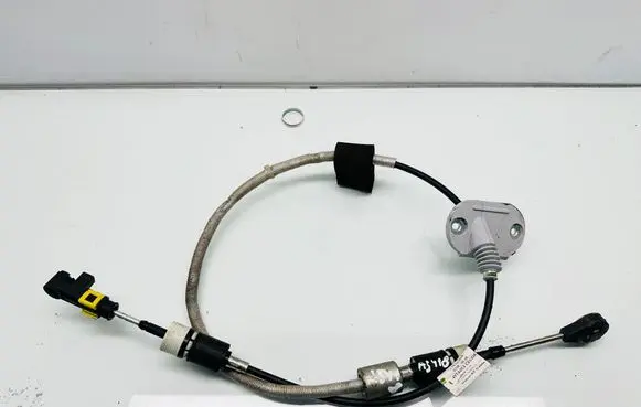 Gear shift cable linkage