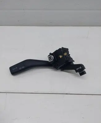 Volkswagen Caddy Indicator stalk 1K0953513 01103500 10350060335913